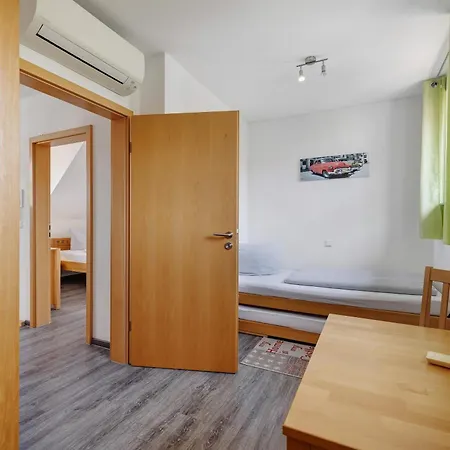 Weingut Geiger דירה *