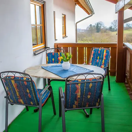 Weingut Geiger * מיירסבורג